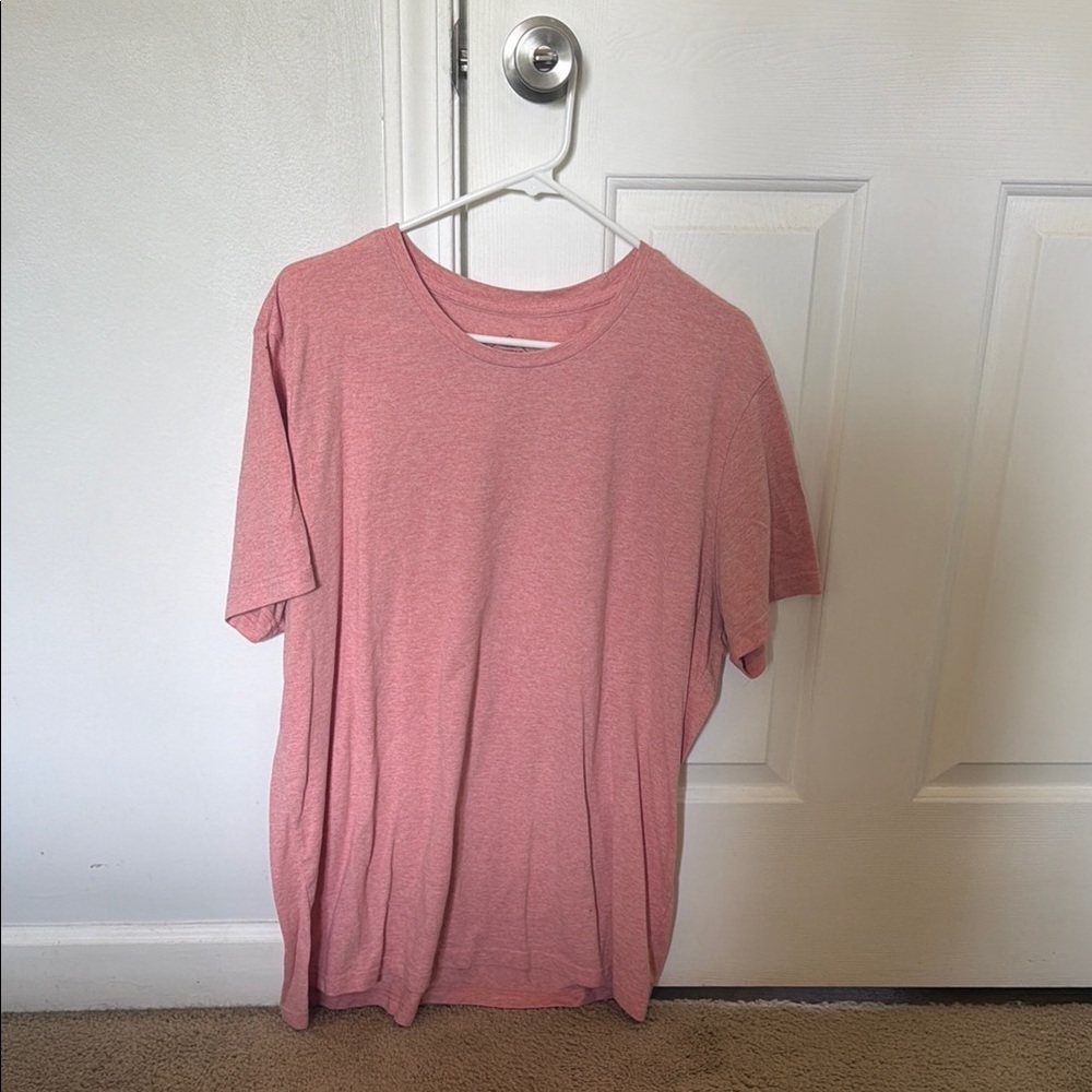 St. John’s Bay Men's Crew Neck T-Shirt in Dusty Rose